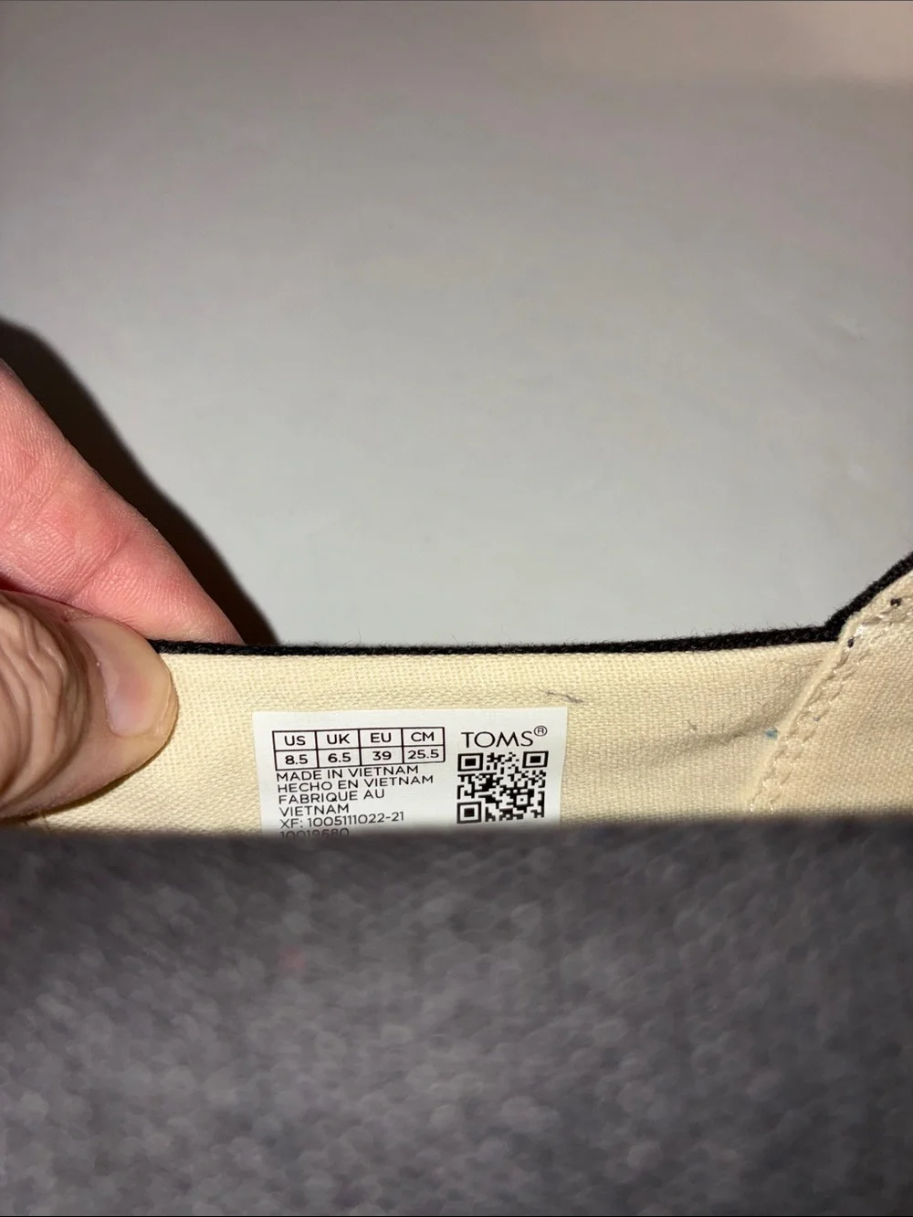TOMS, Women’s 8.5, Black Canvas Platform Slip-Ons with Pastel Striped Sole